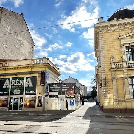 Palac Anezka D1 Brno Bagian luar foto