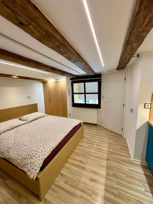 Palac Anezka D1 Brno Bagian luar foto